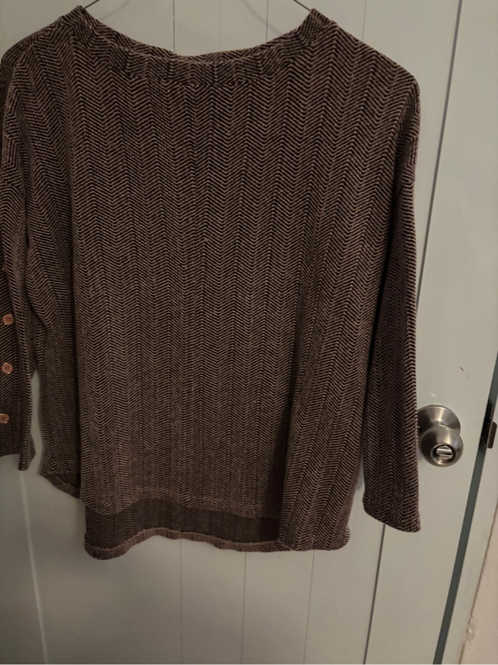 Liz Claiborne Brown Chevron Crewneck Sweater